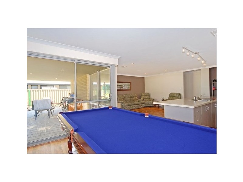 58 Whitsunday Ave, Ridgewood WA 6030