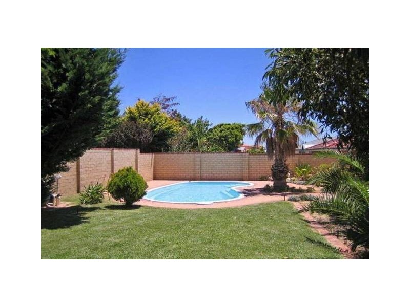 29 Rothesay Heights, Mindarie WA 6030