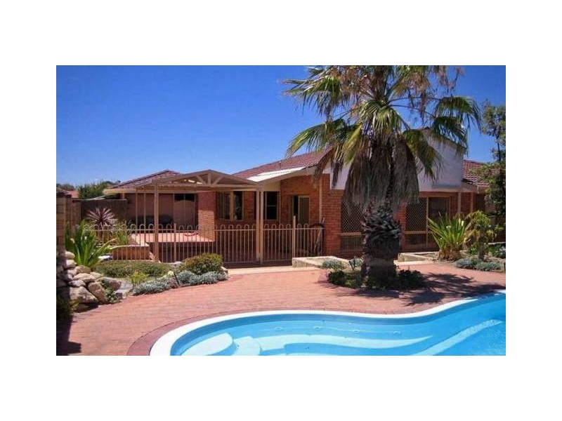 29 Rothesay Heights, Mindarie WA 6030