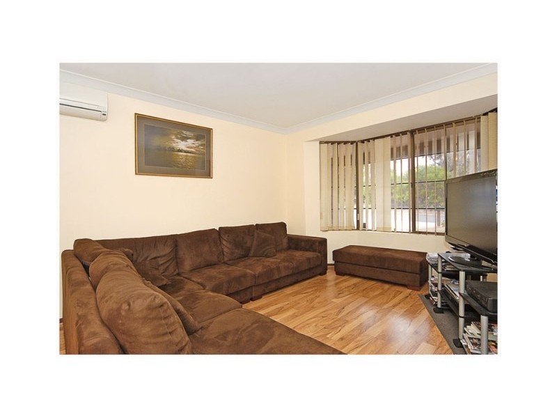 29 Willesden Ave, Kingsley WA 6026