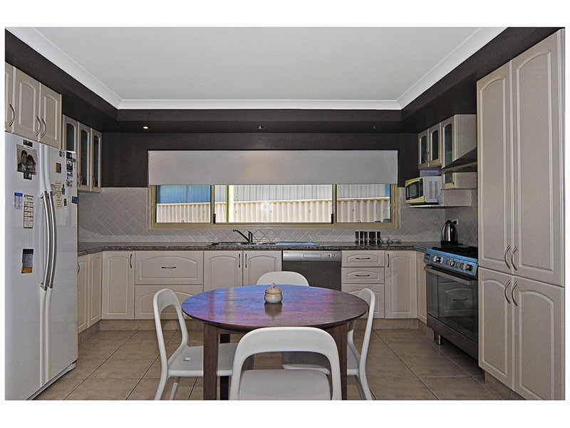 1 Springfield Ct, Kallaroo WA 6025