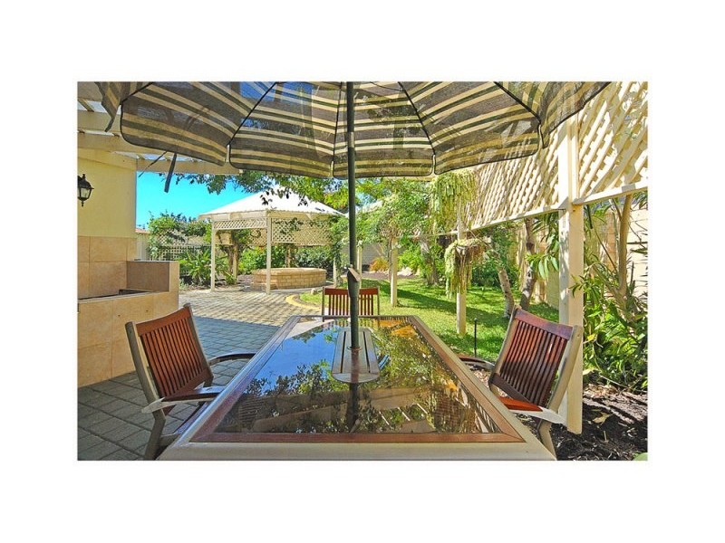 21 Long Beach Prom, Mindarie WA 6030