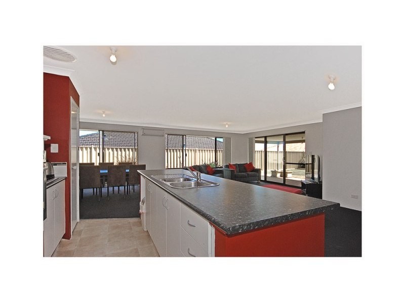 105 Ashley Road, Tapping WA 6065