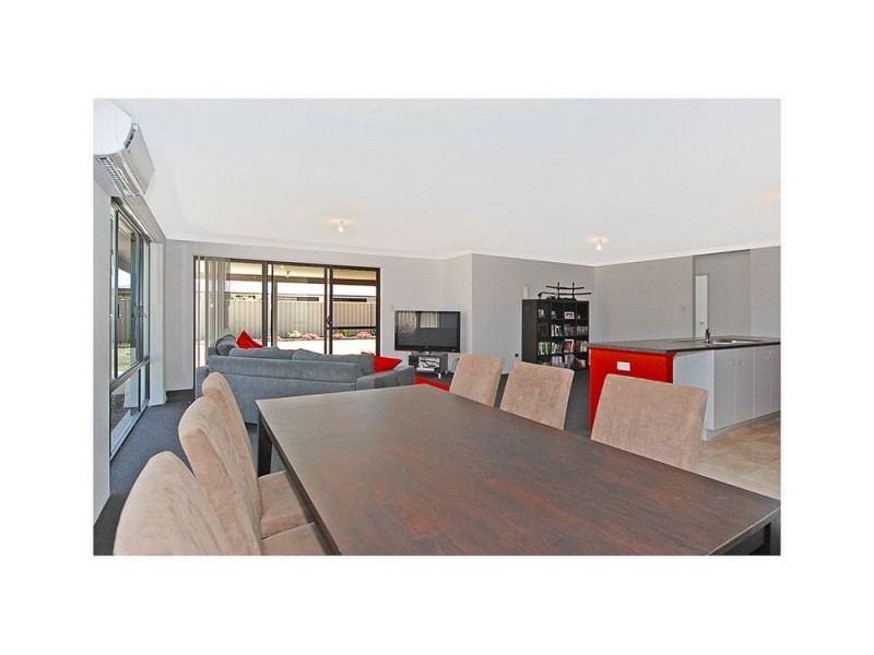 105 Ashley Road, Tapping WA 6065