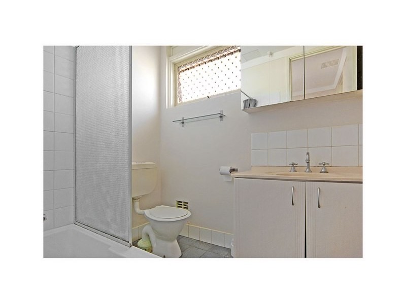 10b  Winship Ave, Wanneroo WA 6065