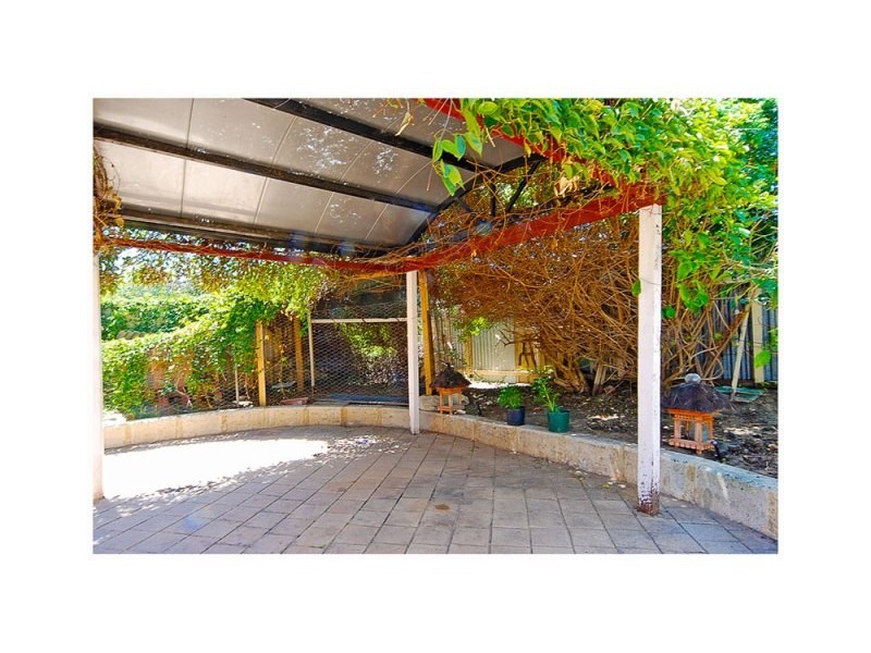 10b  Winship Ave, Wanneroo WA 6065