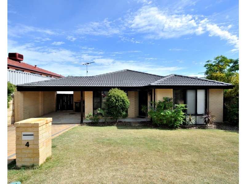 4 Dundaff Turn, Kinross WA 6028