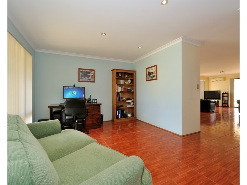 4 Dundaff Turn, Kinross WA 6028