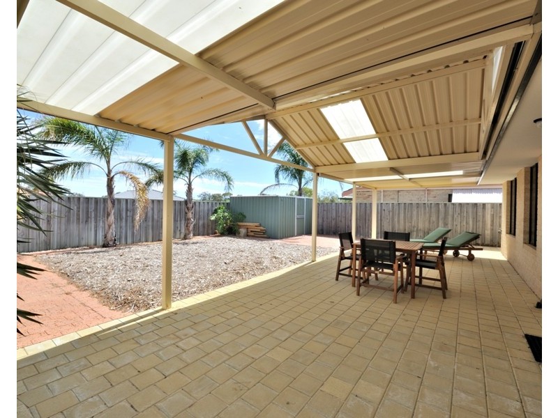 4 Dundaff Turn, Kinross WA 6028