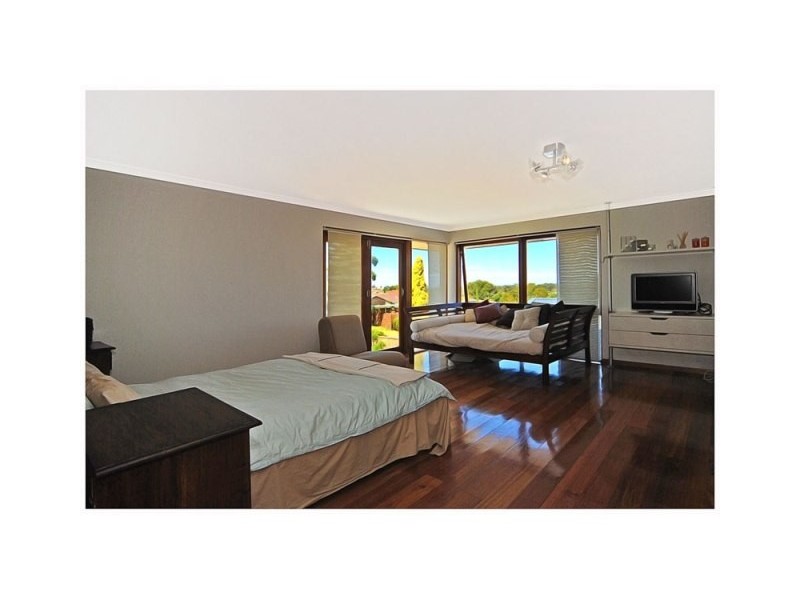 40 Bearing Parade, Mullaloo WA 6027