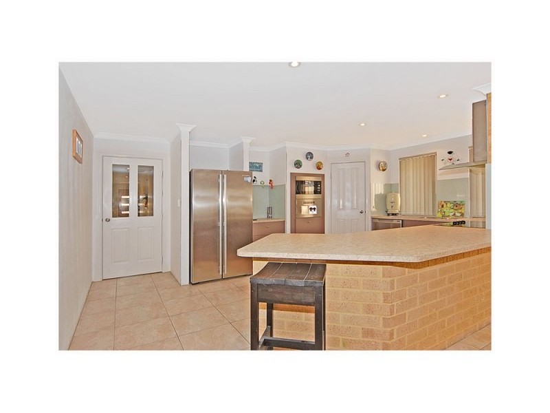 4  Atra Avenue, Tapping WA 6065