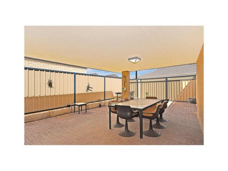 4  Atra Avenue, Tapping WA 6065