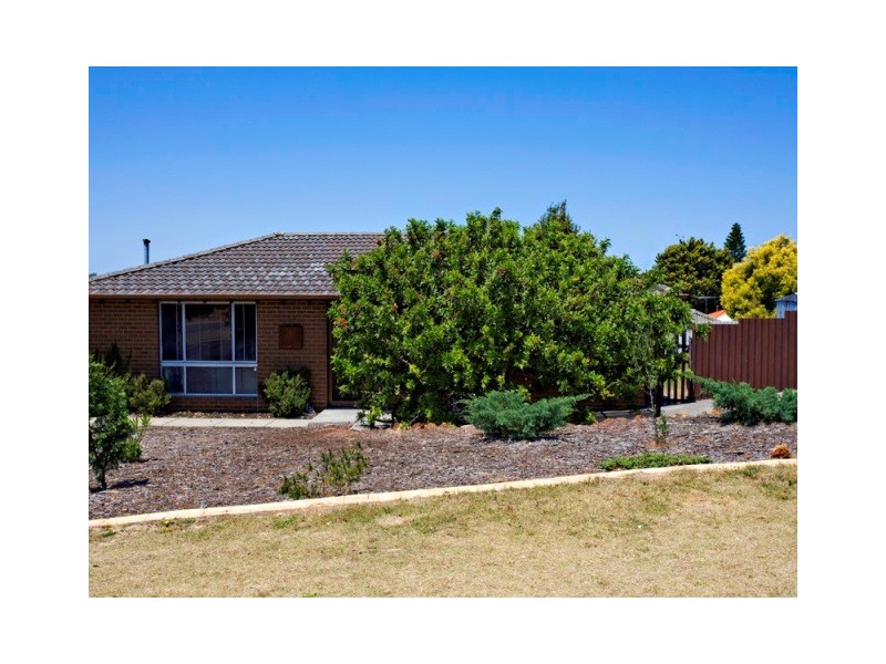 1 Corona Court, Heathridge WA 6027