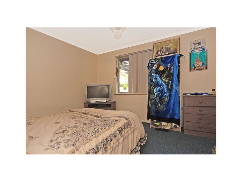 1 Corona Court, Heathridge WA 6027