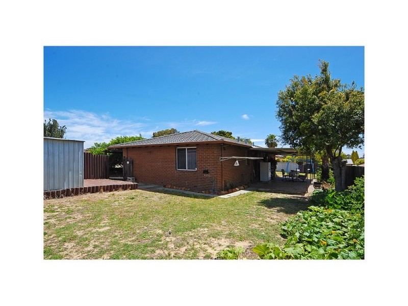 1 Corona Court, Heathridge WA 6027