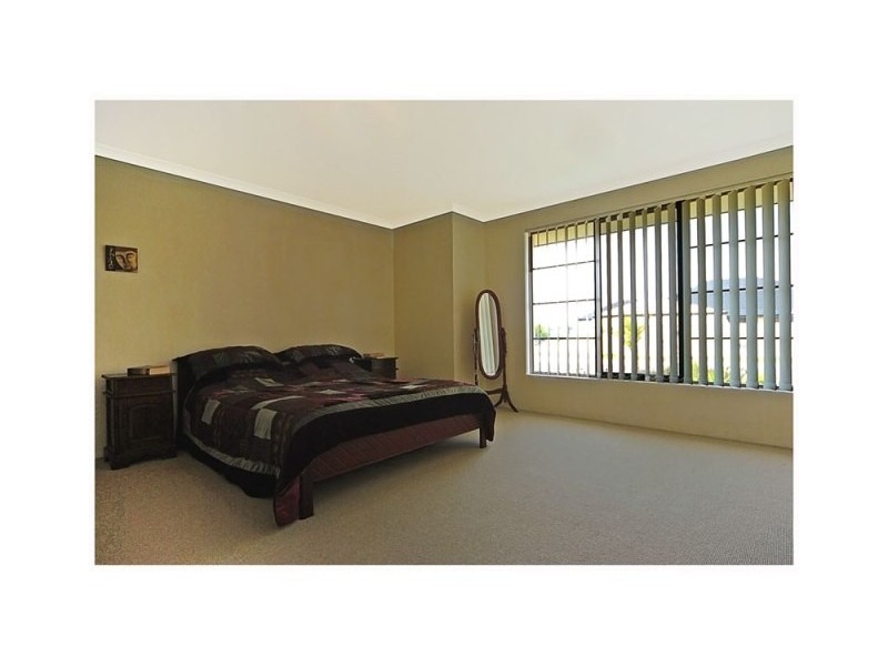 31 Alandale Bend, Banksia Grove WA 6031