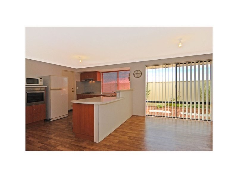 31 Alandale Bend, Banksia Grove WA 6031