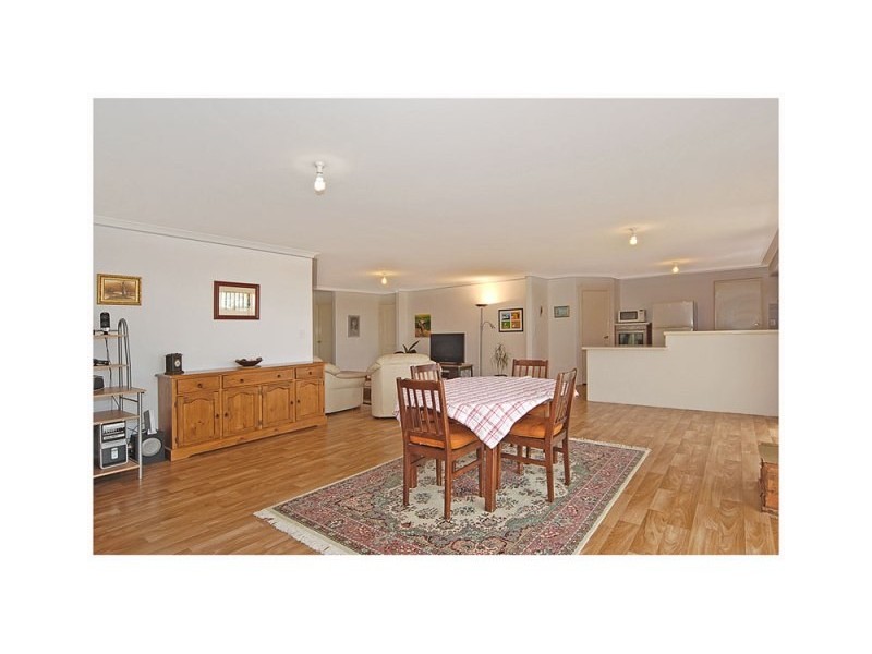 31 Alandale Bend, Banksia Grove WA 6031