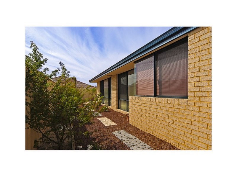 31 Alandale Bend, Banksia Grove WA 6031