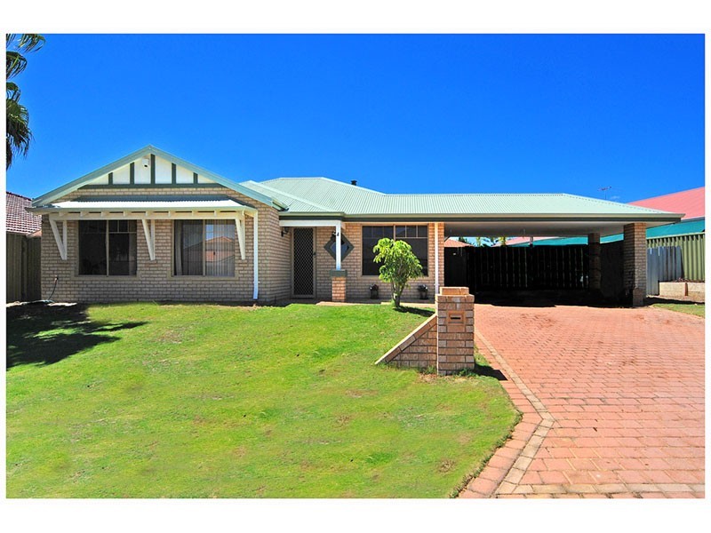 4 Arbroath Circle, Kinross WA 6028