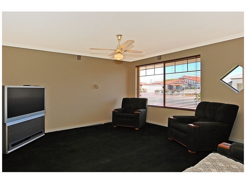 4 Arbroath Circle, Kinross WA 6028