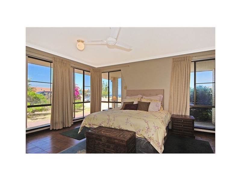 31 Sovereign Drive, Two Rocks WA 6037