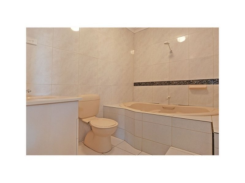 31 Sovereign Drive, Two Rocks WA 6037