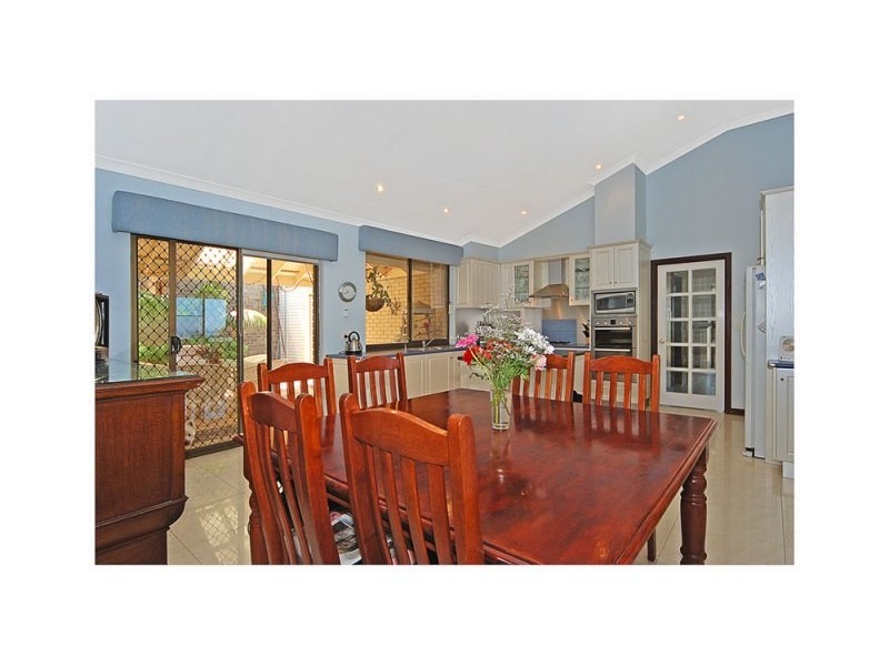 31 Sovereign Drive, Two Rocks WA 6037