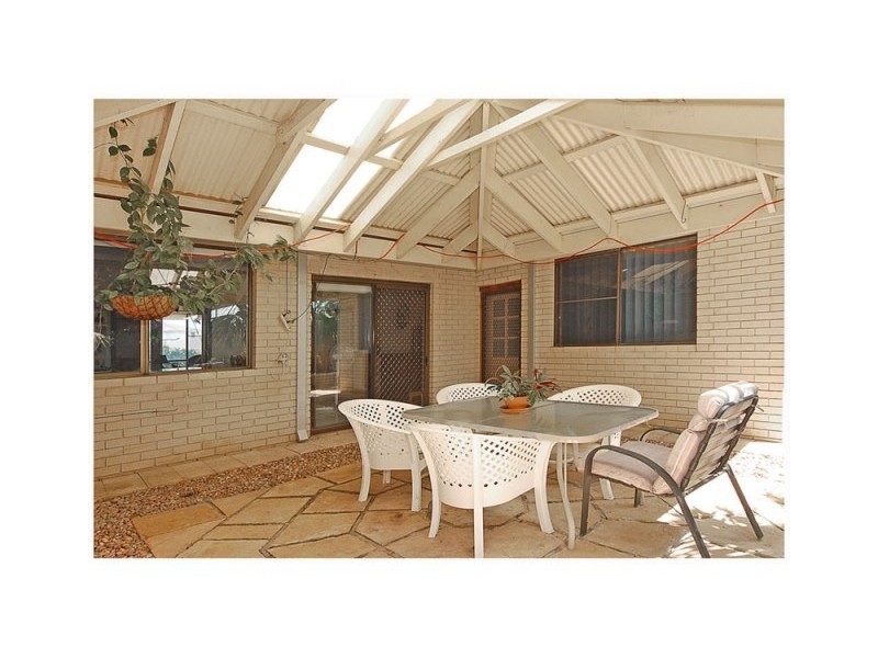 31 Sovereign Drive, Two Rocks WA 6037