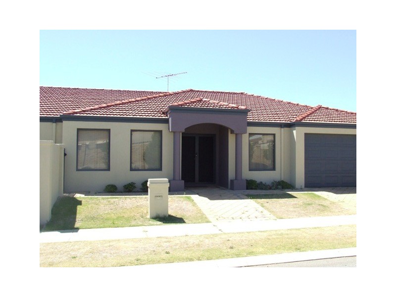 44 Miramare, Currambine WA 6028