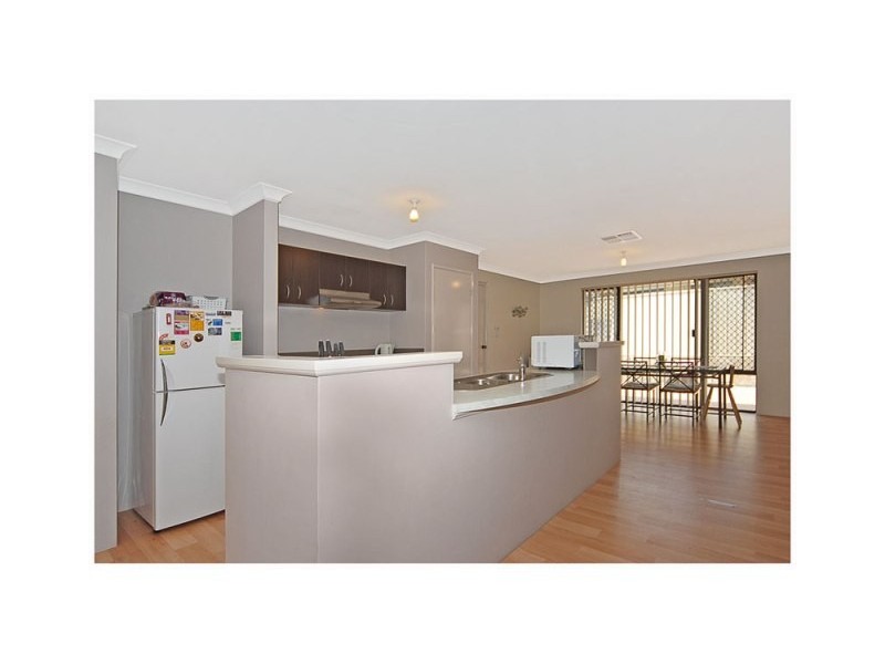 67 Yandella Prom, Tapping WA 6065