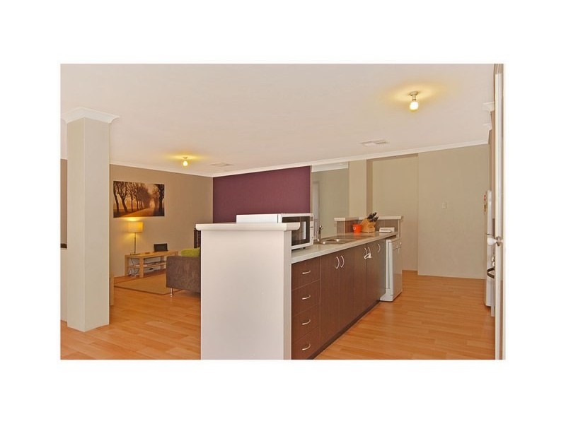 67 Yandella Prom, Tapping WA 6065