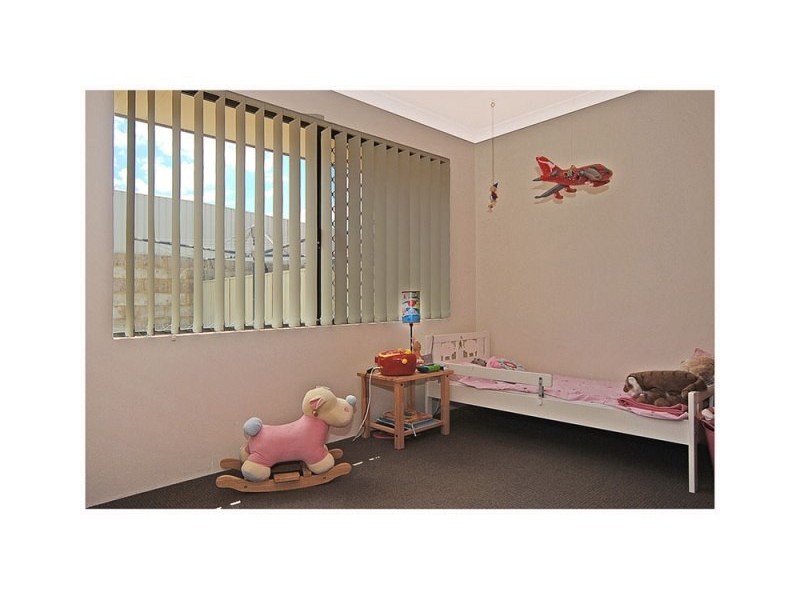 67 Yandella Prom, Tapping WA 6065