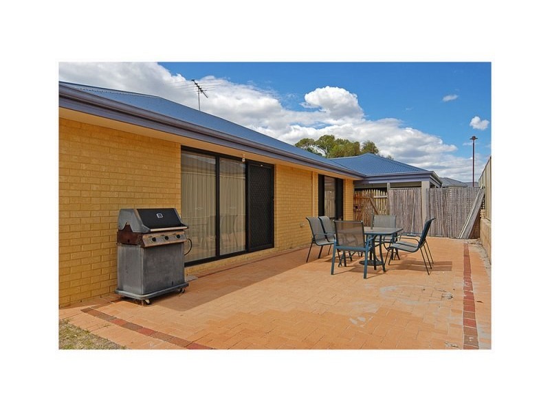 67 Yandella Prom, Tapping WA 6065