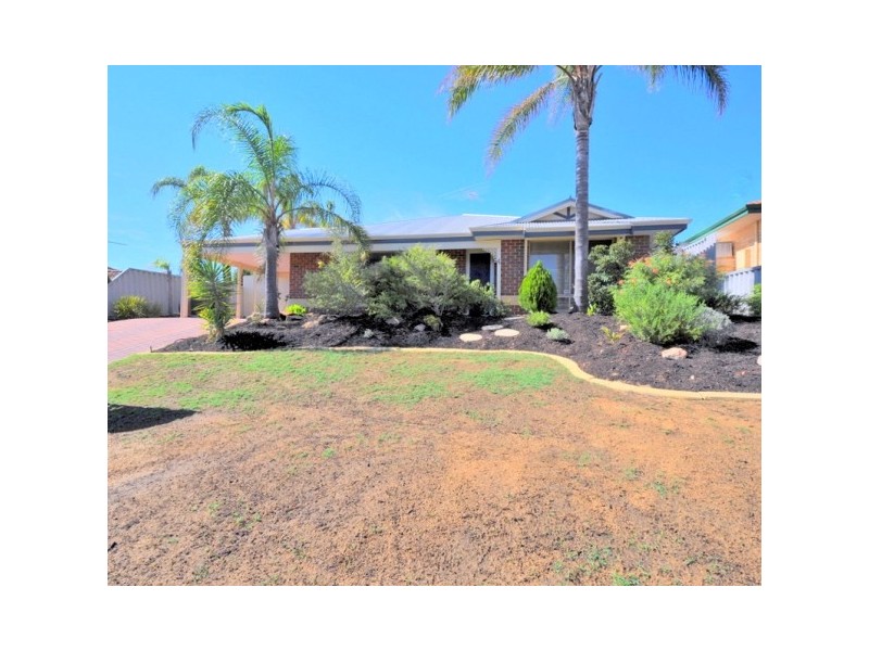 4 Shinners Green, Clarkson WA 6030