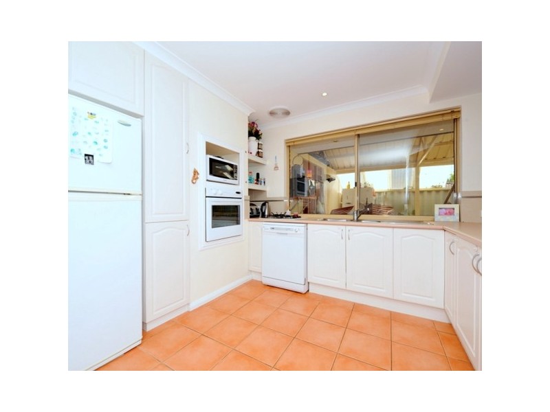 4 Shinners Green, Clarkson WA 6030