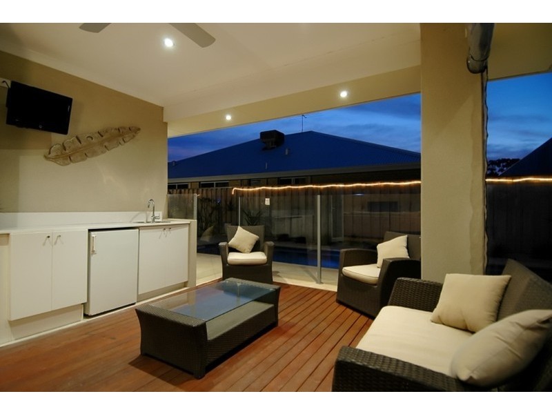 70 Beachside Parade, Yanchep WA 6035