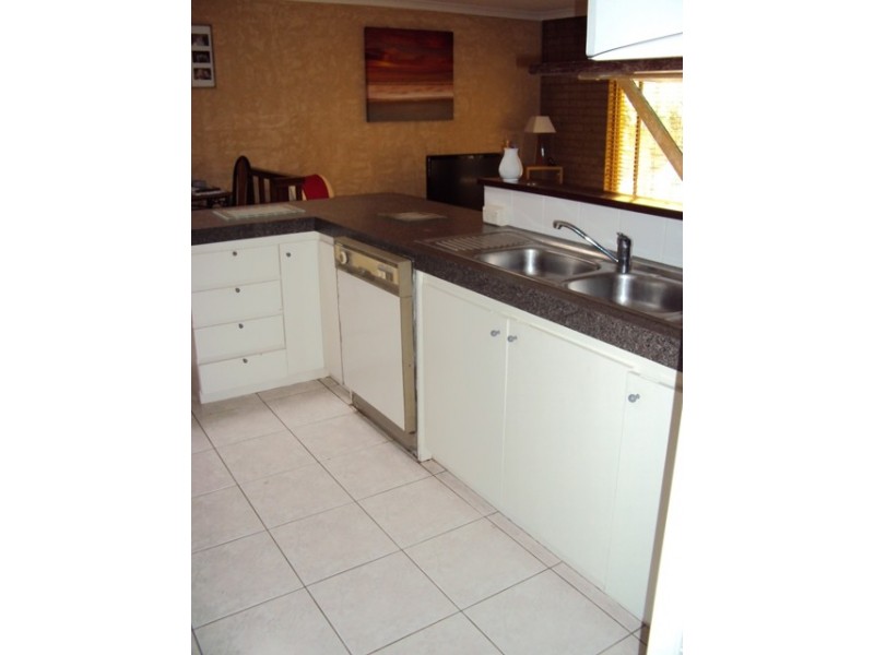 16 Nyunda Drive, Wanneroo WA 6065