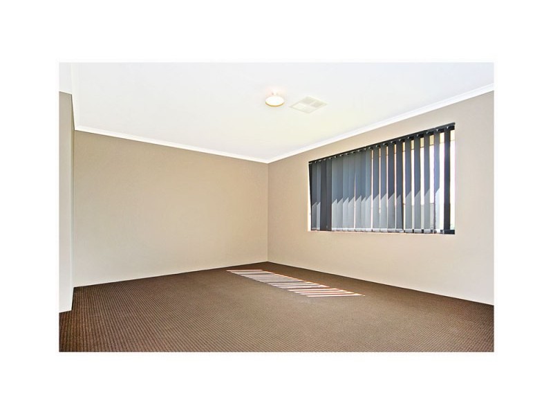 5 Scamills Road, Pearsall WA 6065