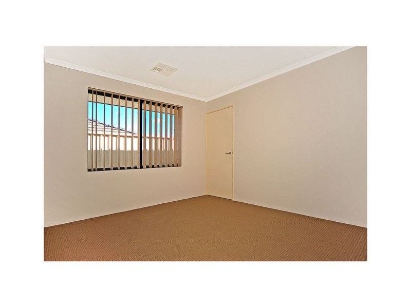 5 Scamills Road, Pearsall WA 6065