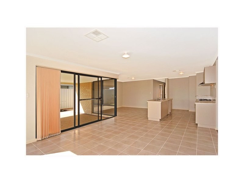 5 Scamills Road, Pearsall WA 6065