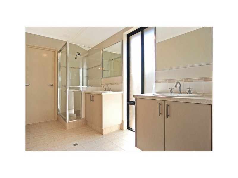 5 Scamills Road, Pearsall WA 6065