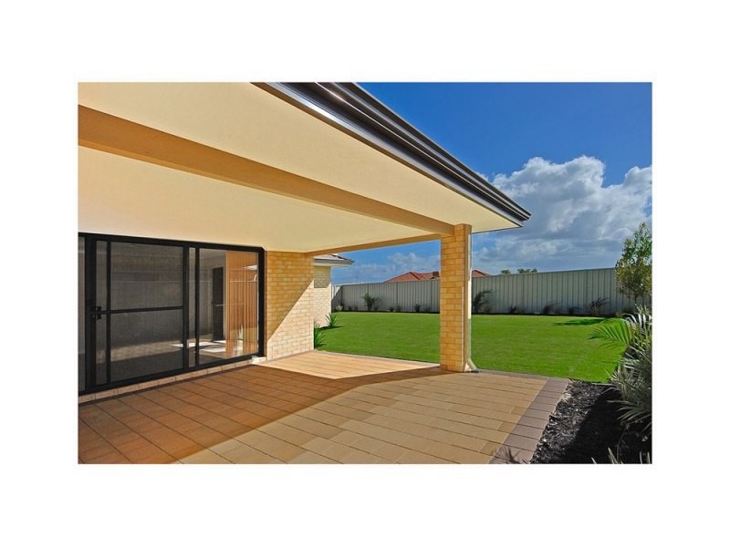 5 Scamills Road, Pearsall WA 6065