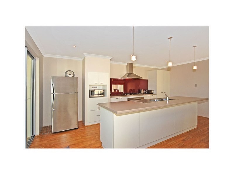 20 Cyandra Loop, Banksia Grove WA 6031