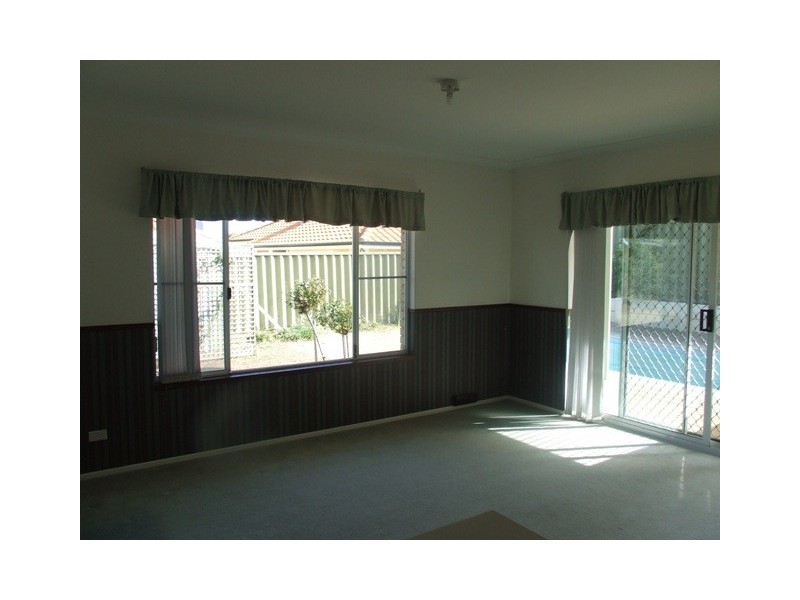 1 Lauder Place, Kinross WA 6028