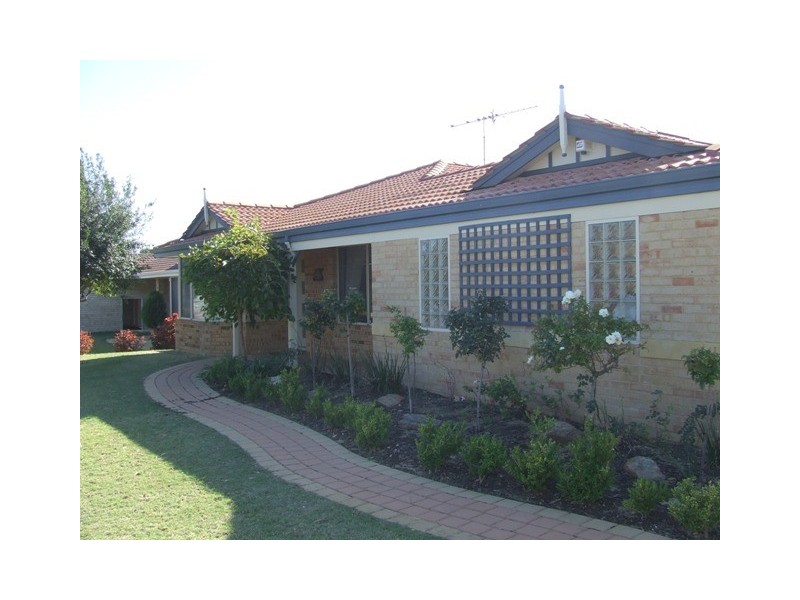 5 Bergalia Mews, Currambine WA 6028