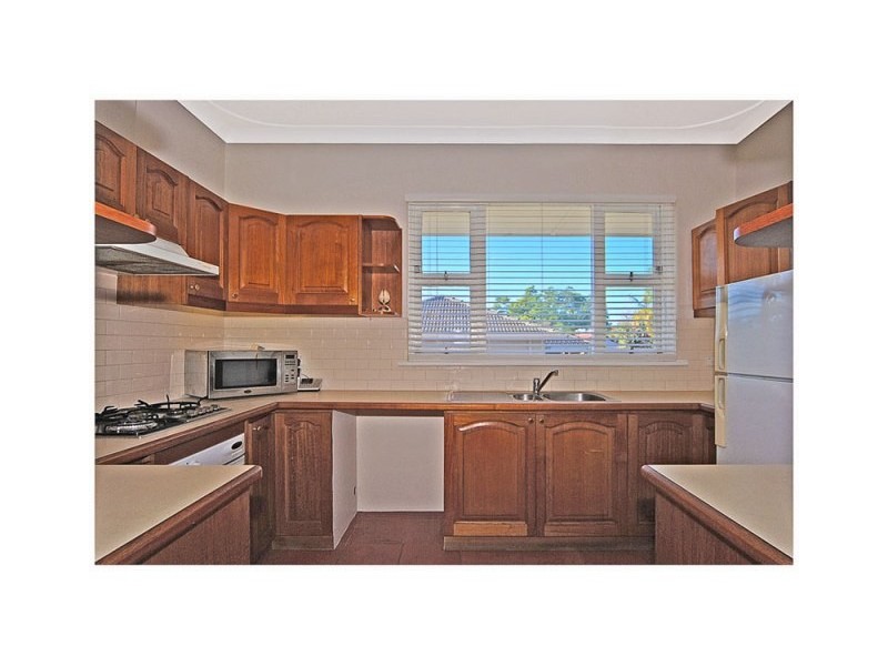 15 Martin Avenue, Rivervale WA 6103