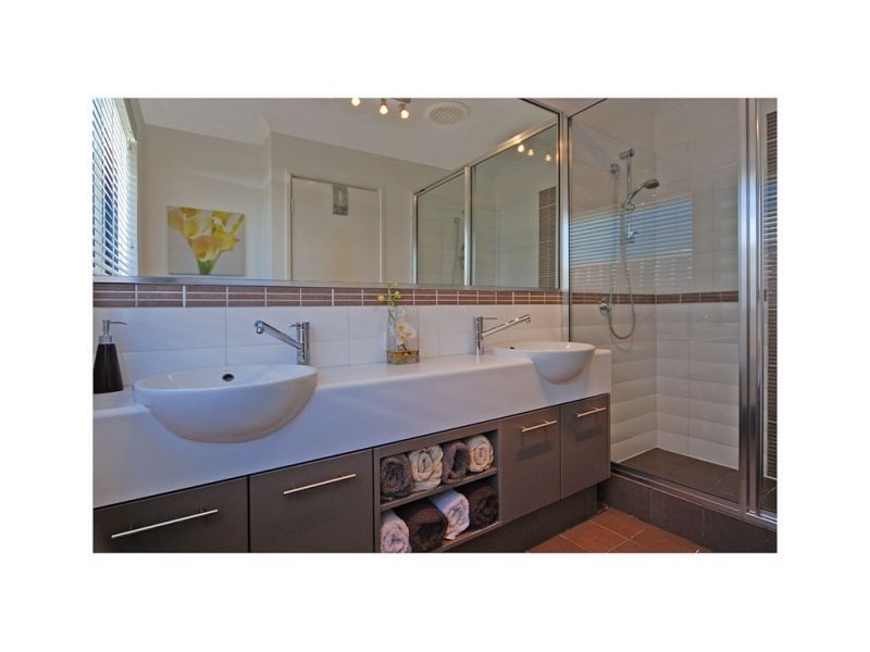 146 Ashley Road, Tapping WA 6065