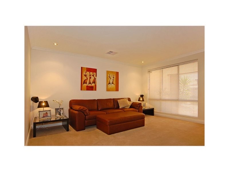 146 Ashley Road, Tapping WA 6065