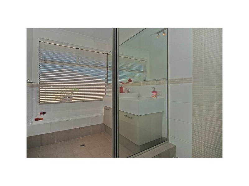 146 Ashley Road, Tapping WA 6065